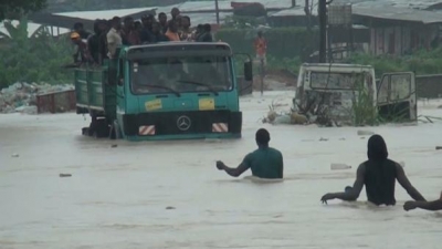 Inondations dans la capitale économique Camerounaise : Les députés du PCRN réagissent