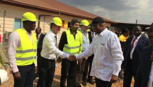 La visite du premier ministre sur les chantiers de Douala