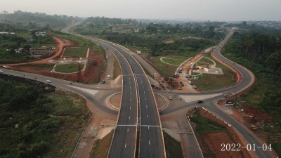 L’autoroute Douala-Yaoundé désormais ouverte à la circulation