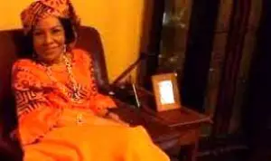 Nécrologie : Les hommages de Shanda Tonme à Germaine Habiba Ahidjo, épouse de S.E Ahmadou Ahidjo