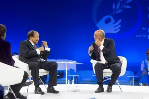 Forum de la paix à Paris : Paul Biya égal à lui-même