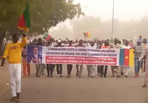 Affaire vidéo de Macron : Les jeunes de la région du Nord témoignent leur soutien au Président de la République