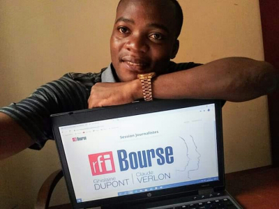 Bourse Ghislaine Dupond et Claude Vernon : Charles Abossolo Oba premier journaliste camerounais à remporter le prix RFI