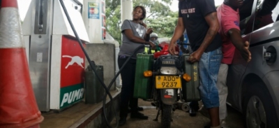 Le Zimbabwe double le prix des carburants