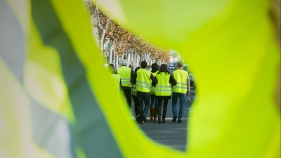France: Les Gilets jaunes obtiennent le feu vert du parlement et des mesures express d’urgence seront prises à court terme.