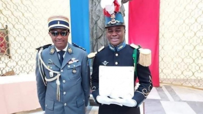 En France, un lieutenant camerounais sort major de l&#039;école de guerre de Saint Cyr