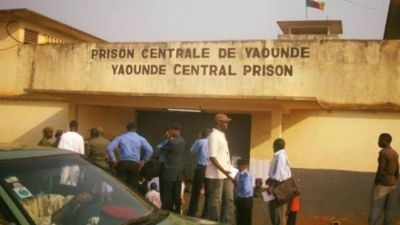 Lutte contre la Covid-19 : Les sénateurs de la région du Centre équipent la prison de Kondengui d&#039;un forage