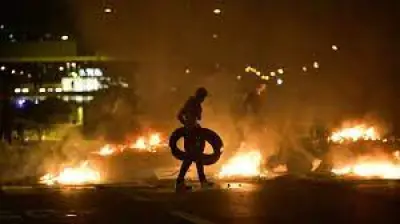 Suède : Rasmus Paludan, Coran brûlé et islamophobie... Trois choses sur les violentes émeutes qui secouent le pays