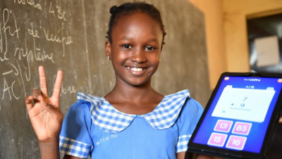 Enseignements secondaires: le ministre Nalova Lyonga remet 15 000 tablettes ce 28 avril aux élèves des classes d’examens