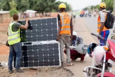 Cameroun : Gouvernement cherche des financements pour la 3ème phase du projet d&#039;électrification solaire de 1000 localités