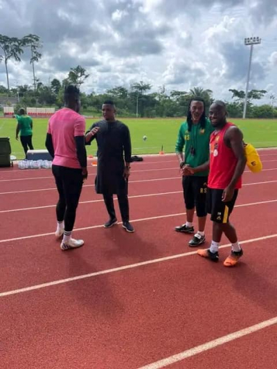 Eliminatoires CAN 2023 : Samuel Eto’o a assisté aux entraînements des Lions indomptables ce matin