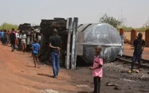 Niger : Au moins 58 morts dans l&#039;explosion d&#039;un camion-citerne à Niamey