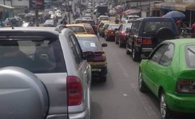 Cameroun-Douala : Les embouteillages sont de retour sur le pont sur le Wouri