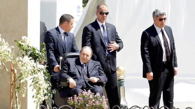 Algérie : Abdelaziz Bouteflika renonce à un 5e mandat
