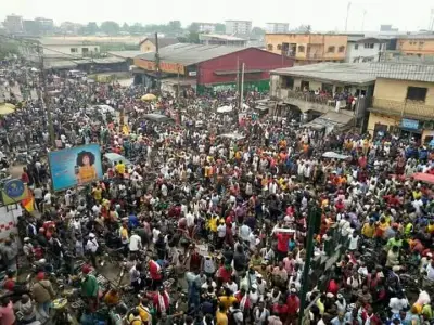Maurice Kamto accueilli par une foule immense au Cameroun (Vidéo)