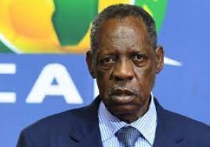 Football: Le Tas réhabilite Issa Hayatou