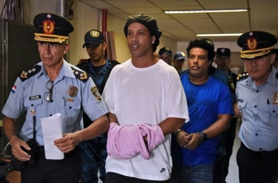 Vie en prison : Ronaldinho raconte pour la première fois son calvaire