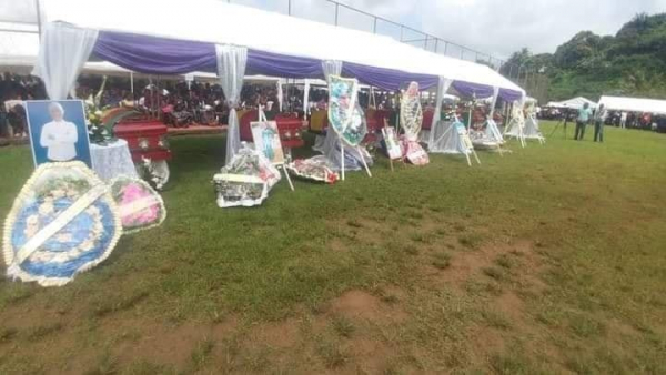 Massacre de Kumba : Joseph Dion Ngute a présidé au nom de Paul BIYA les cérémonies des obsèques des enfants tués à Kumba