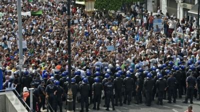 Algérie : L&#039;armée veut empêcher l&#039;accès d&#039;Alger aux manifestants d’autres régions du pays