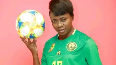Football féminin : Gaëlle Enganamouït met fin à sa carrière