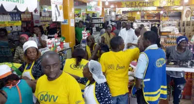 Veille de scrutin présidentiel: Des boutiques et supermarchés ont été pris d’assaut par les clients