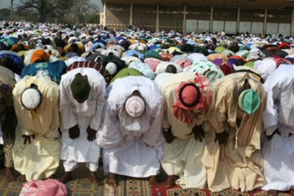 Eid Al-Adha : l&#039;imam Buea prêche le sermon de la rentrée des classes