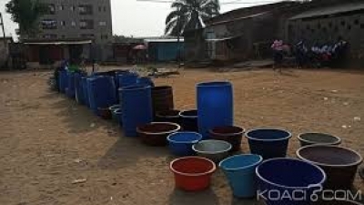 Pénurie d’eau à Yaoundé : Les habitants du quartier Nkoldongo privés du précieux liquide depuis cinq jours