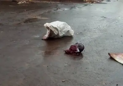 BREAKING NEWS : Une tête humaine jetée sur la route à Bamenda par les séparatistes