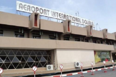 Aéroport de Douala : Une panne du balisage lumineux perturbe le trafic aérien