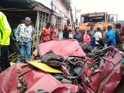 Drame : 05 morts dans un accident de la circulation au marché de Ndogpassi à Douala