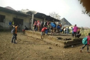 Sud-Ouest : Des séparatistes incendient une école à Molyko