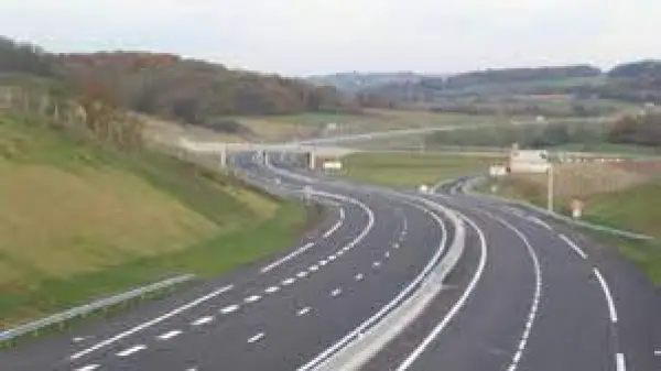 Autoroute Yaoundé - Nsimalen: “ Les piétons doivent s’abstenir de l’emprunter”