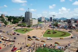 Justice: un jeune homme rattrapé à Yaoundé pour le viol et le meurtre de sa cousine âgée de 13 ans