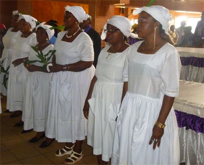 La célébration du réveillon de Noël dans les églises: EEC de Nkoldongo 1