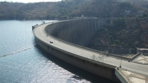 Construction du barrage Grand Eweng : Gaston Eloundou Essomba sensibilise les populations affectées par le projet