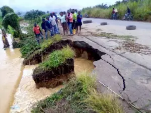 Pluies diluviennes dans la région de l’Ouest : La circulation perturbée sur la route Santchou-Dschang