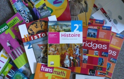 Education : le Conseil d’agrément des manuels scolaires évalue de nouveaux ouvrages pour les classes de 2nde