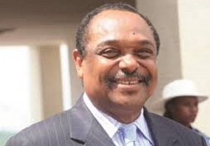 Fête du travail : Selon Grégoire Owona, « on peut vivre avec 36.270 F CFA au Cameroun »