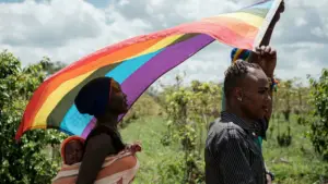 Ouganda : La répression des personnes LGBT par l’Etat risque ouvrir des violences