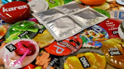 Covid-19 : La pandémie pourrait entraîner une pénurie de préservatifs