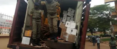 Région du Sud-Ouest : La douane camerounaise intercepte 9 200 bouteilles de boissons alcoolisées de la contrebande
