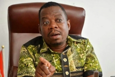 Ambiance politique au Cameroun : Martin Camus Mimb exprime son admiration