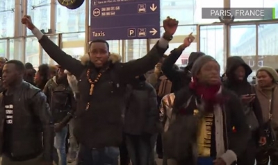 France: Les migrants envahissent-ils la gare du Nord?