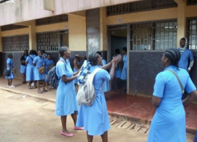 Vaccination forcée : Les élèves désertent les établissements du Moungo