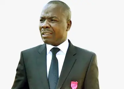 Législatives 2020 : Amougou Belinga veut être député