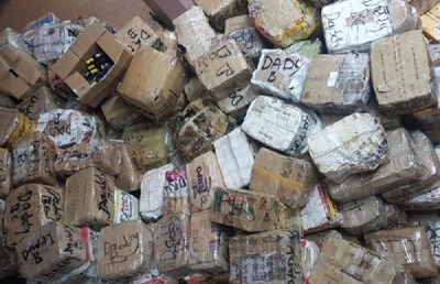 Lutte contre le trafic illicite : des cartons de boissons d’origine douteuse saisis par le Mincommerce